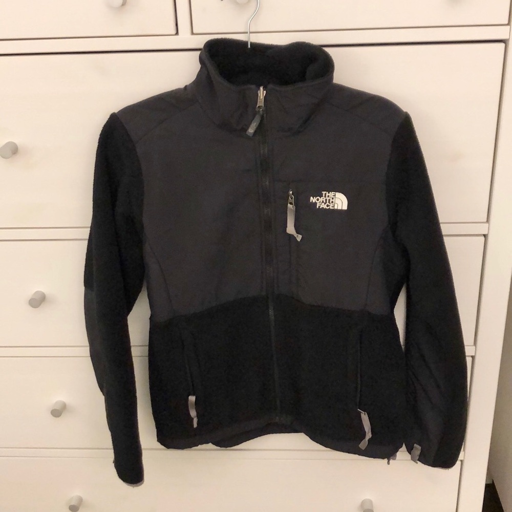 Black Denali North Face Fleece